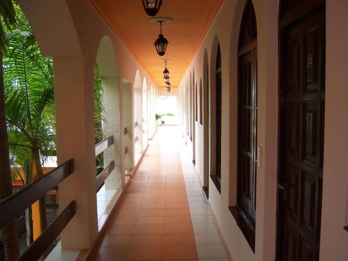 Hotel De La Cascada Termas de Río Hondo Exterior photo